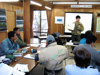 自然ガイド養成講座のようす